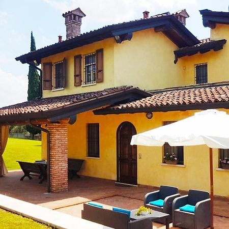 Casa Vacanze Soleluna Монтік'ярі Екстер'єр фото