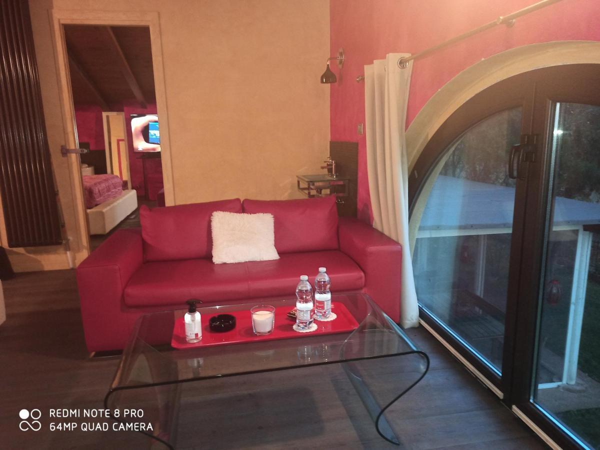 Casa Vacanze Soleluna Монтік'ярі Екстер'єр фото