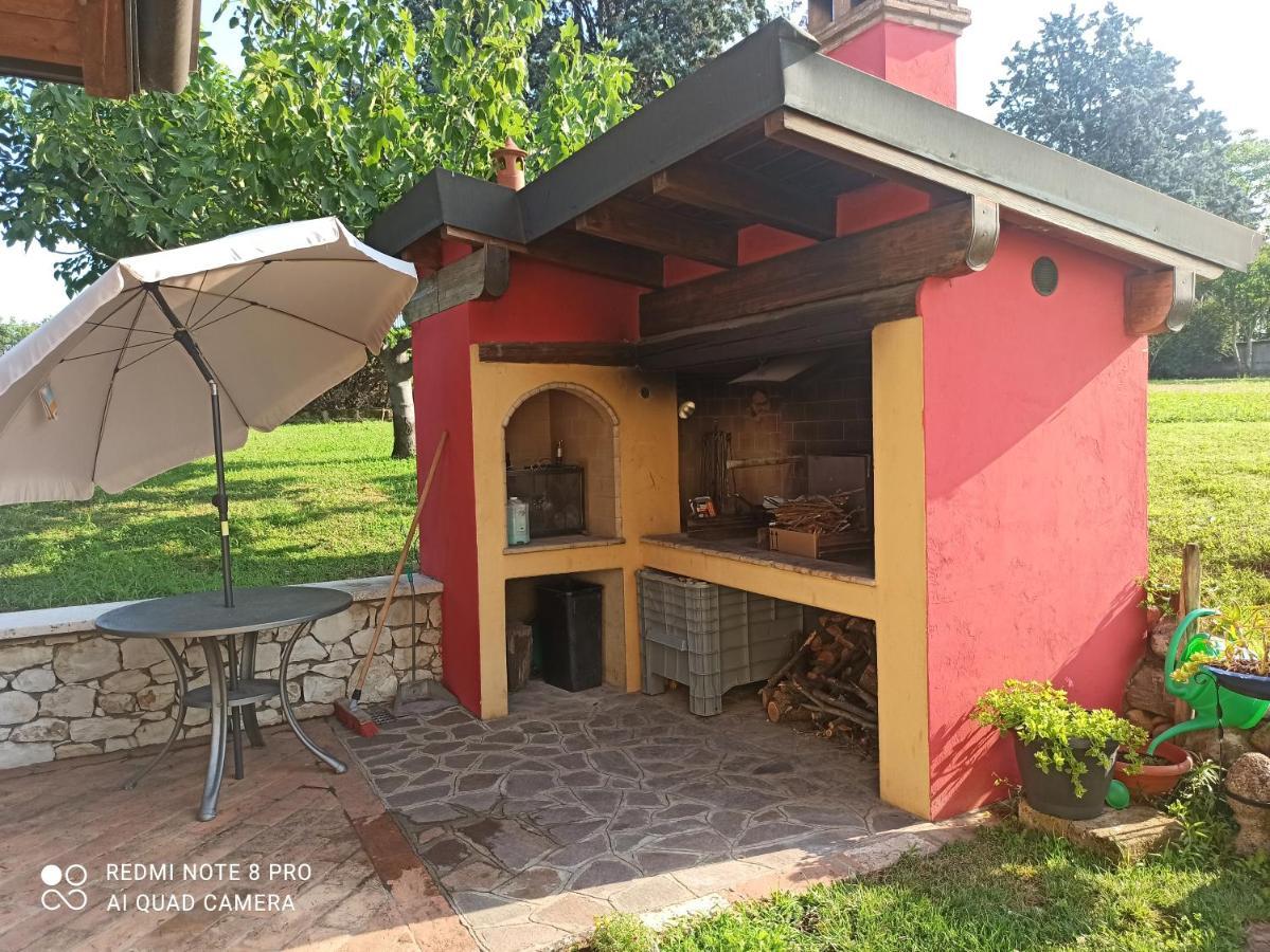 Casa Vacanze Soleluna Монтік'ярі Екстер'єр фото