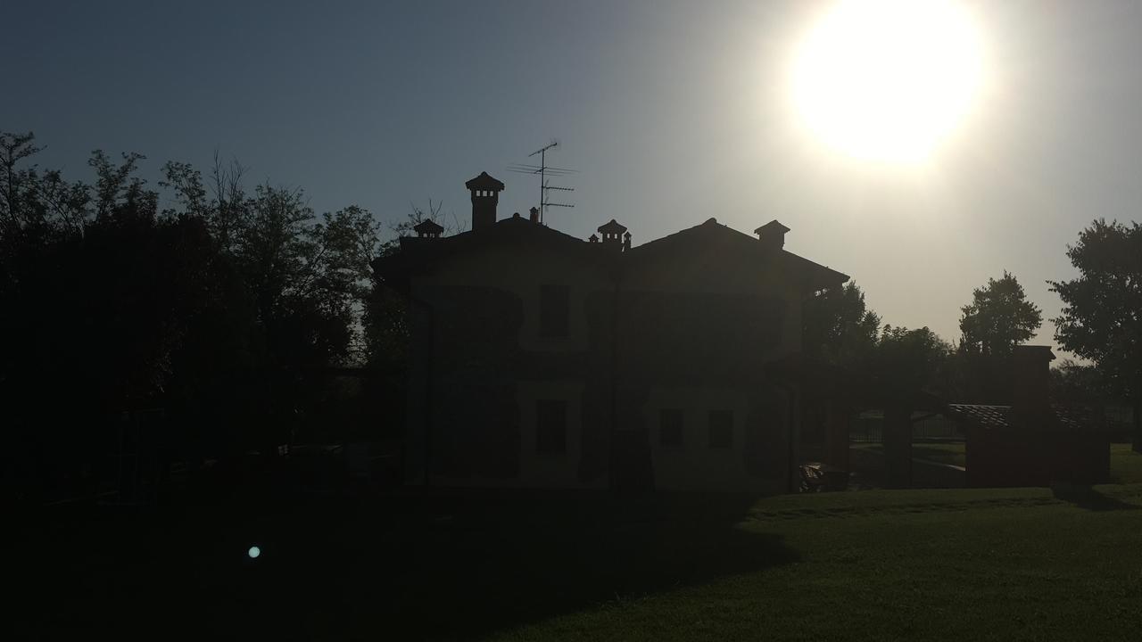 Casa Vacanze Soleluna Монтік'ярі Екстер'єр фото